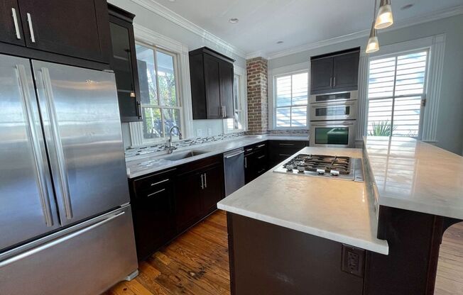 Available Now! Stunningly Remodeled 3 BR/2.5 BA Available in Downtown Charleston!