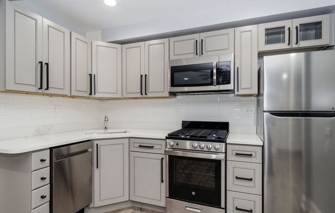 #7606 - The Villages of Eastlake