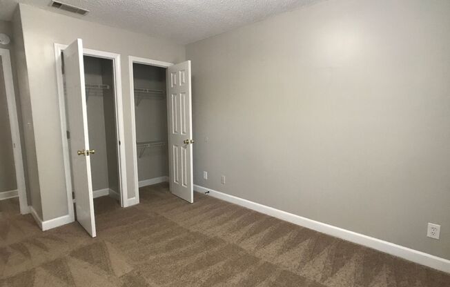 2 beds, 1 bath, 900 sqft, $1,325, Unit 506