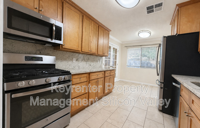 656 CURTNER AVE