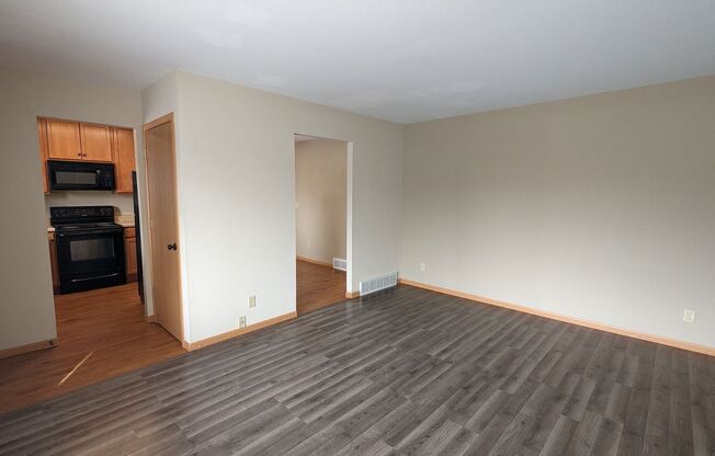 1301 Loreen Dr.