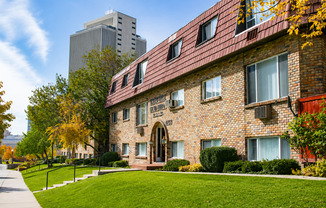 Victoria Canyon Apartments