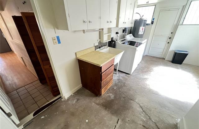 2161 MANOA RD