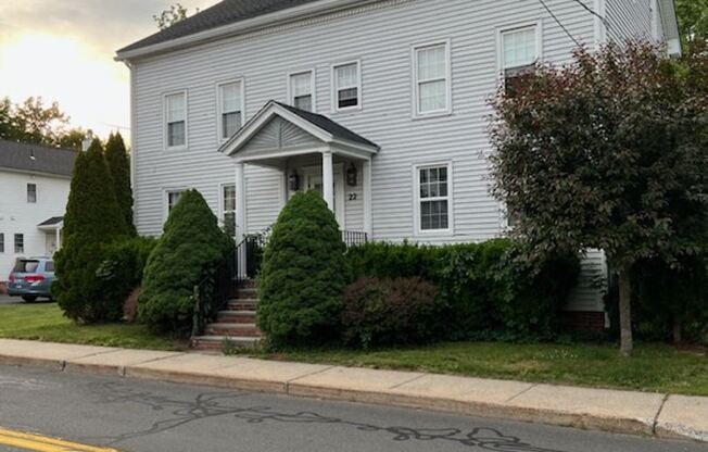 22 Winthrop St