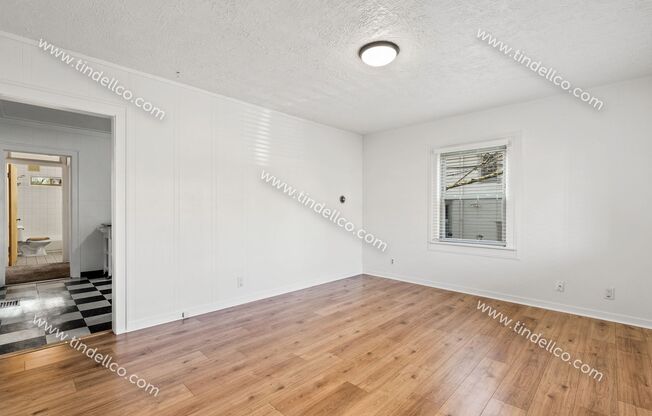 2 beds, 1 bath, $1,695