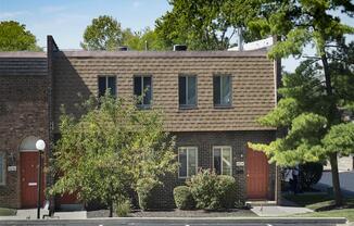 Shadow Hill Apartments and Townhouses