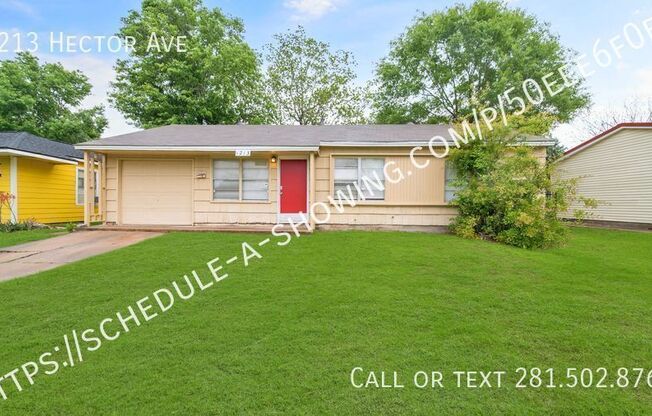 1213 HECTOR AVE