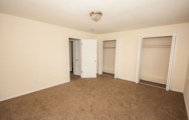 2 beds, 1.5 baths, 1,135 sqft, $1,200, Unit X-6