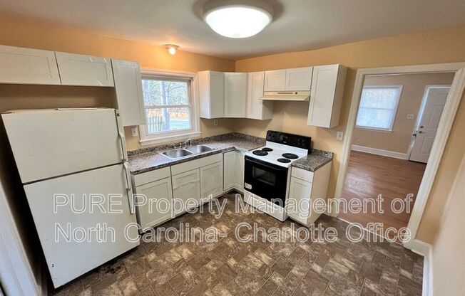 6001 INGLESIDE DR