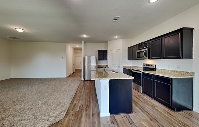 204 GYPSUM LN