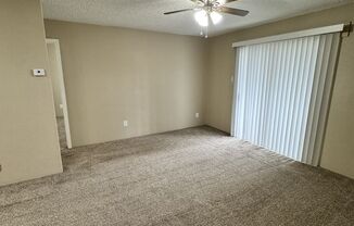 1 bed, 1 bath, 615 sqft, $885, Unit 401