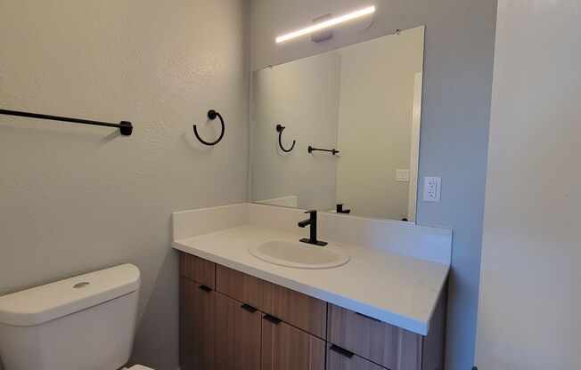 2 beds, 2 baths, 1,000 sqft, $2,950, Unit B47