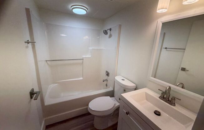 2 beds, 1.5 baths, 950 sqft, $1,545, Unit 232W