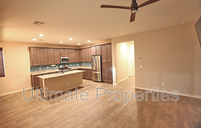 18752 N 51 DR