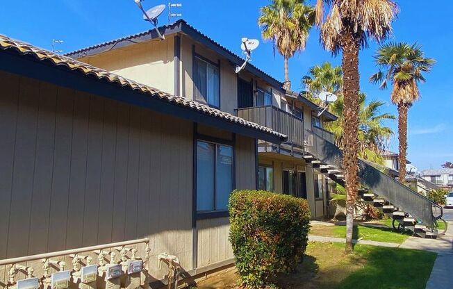 Studio, 1 bath, 400 sqft, $995, Unit 209
