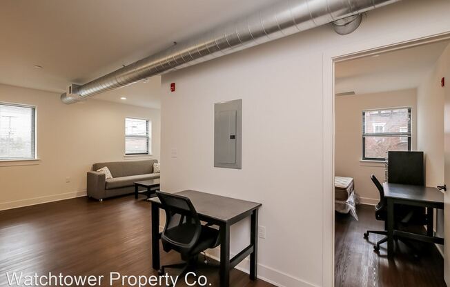 428 S Broadway