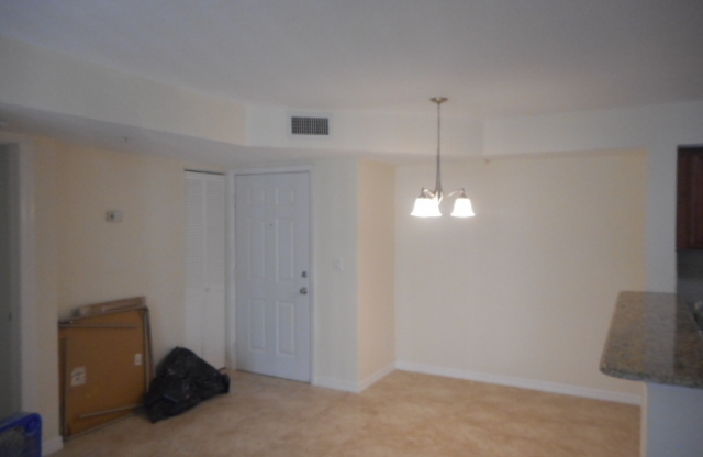 1st Floor Unit overlooking the Preserve- 2/2 Condo in the Enclave
