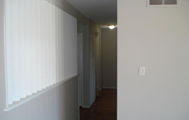 TORRANCE 3 BEDROOM 2 BATHROOM HOUSE FOR LEASE! AVAILABLE