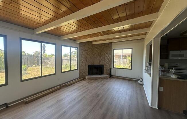 8061 LAKEPORT RD