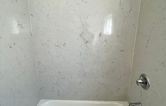 3 beds, 2.5 baths, 1,032 sqft, $2,650, Unit 1027