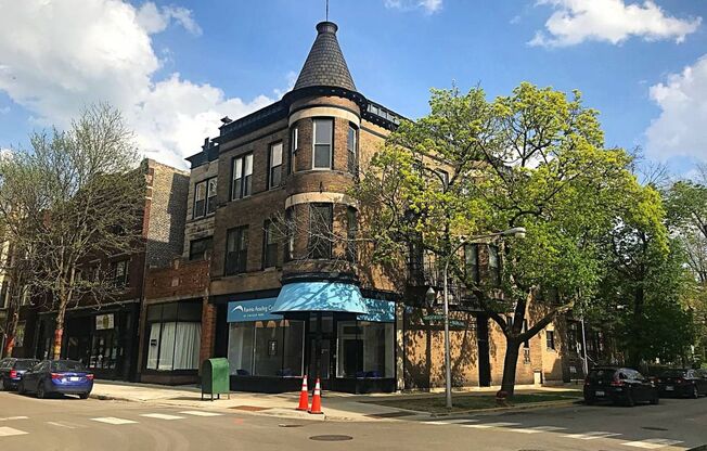 723-725 WRIGHTWOOD