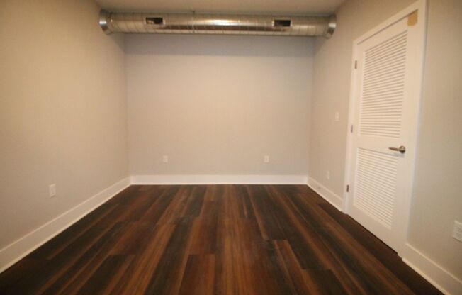1 bed, 1 bath, 605 sqft, $1,425, Unit APT 341