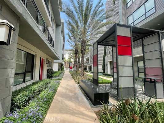 3 beds, 3 baths, 2,052 sqft, $9,000, Unit 3