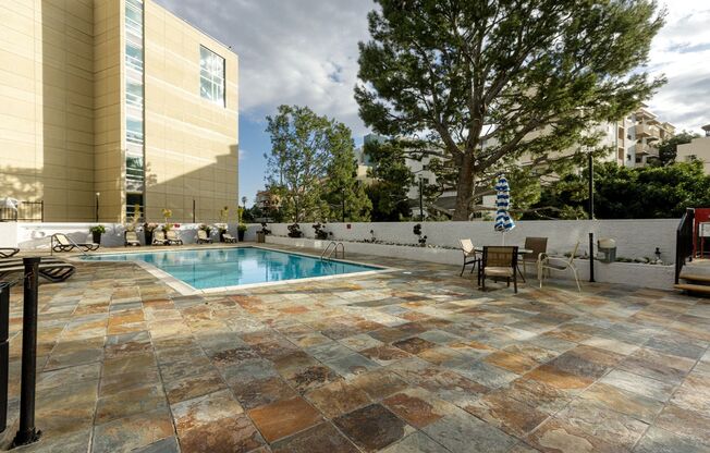 2 beds, 2 baths, $3,795, Unit # 432