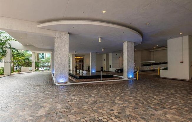 1 bed, 1.5 baths, $3,100, Unit # 206