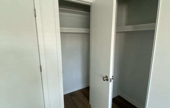 2 beds, 1.5 baths, 980 sqft, $1,200, Unit 6838-5