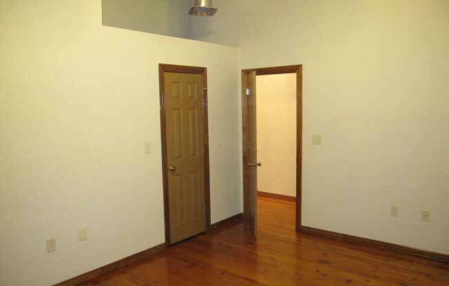 2 beds, 1 bath, 1,000 sqft, $1,425, Unit SW 206