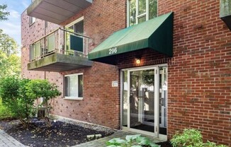296 COMMERCIAL ST