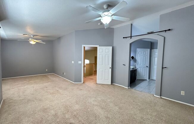3 beds, 2.5 baths, $1,999