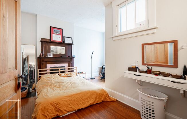 2 beds, 1 bath, $1,750, Unit 38 Hubbard Ave