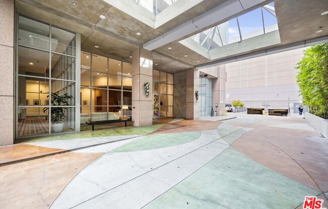 2 beds, 2 baths, 1,930 sqft, $6,000, Unit 1710