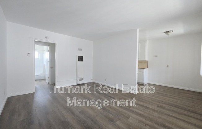 103 S. Roosevelt Ave
