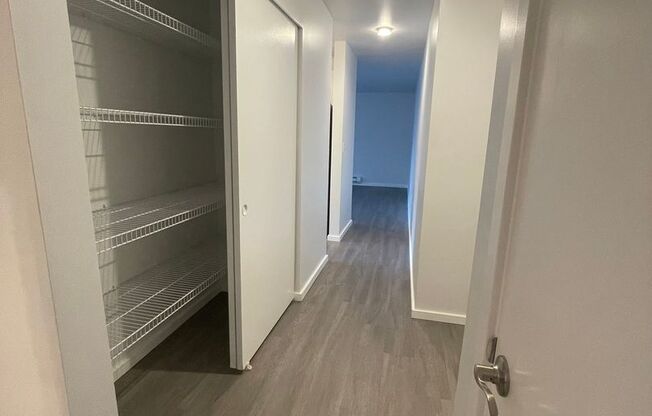 1 bed, 1 bath, $1,725, Unit 106