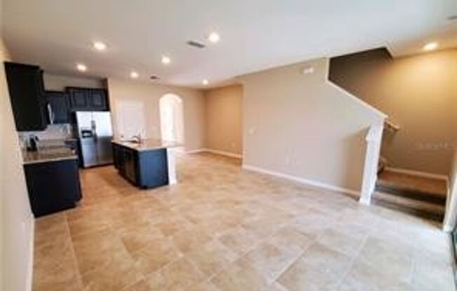 3 beds, 2.5 baths, $2,500