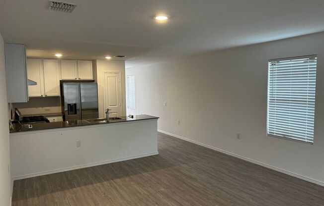 VIDA Subdivison - 4bed 2 bath Home