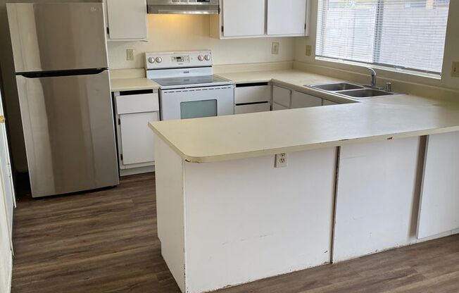Single Level Glendale Gem
