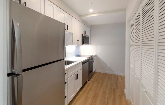 839 Broderick Street (890r)