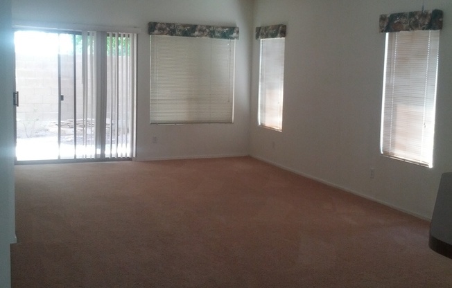 3 beds, 2 baths, $2,050