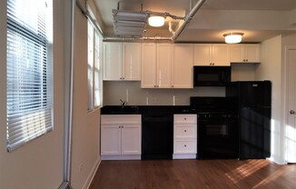 712-720 W. GRACE