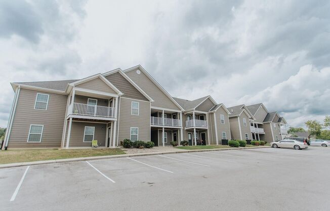 1 bed, 1 bath, 822 sqft, $775, Unit C05
