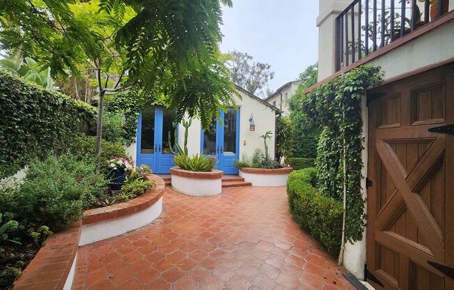 Your Own World in La Jolla! - One-Of-A-Kind Gated Multi-Structure Retreat in Prestigious La Jolla Heights!