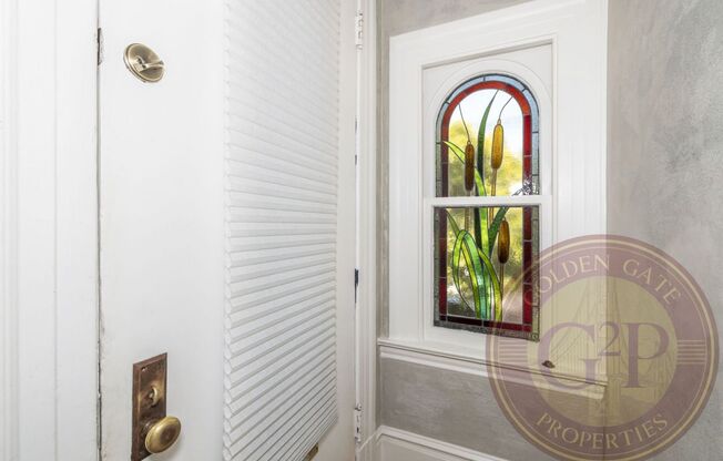 Noe Valley - 2 BR, 1 BA Condo 965 Sq. Ft. - 3D Virtual Tour, Parking and Storage