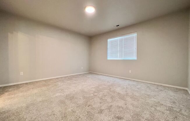 3 beds, 2 baths, $2,150