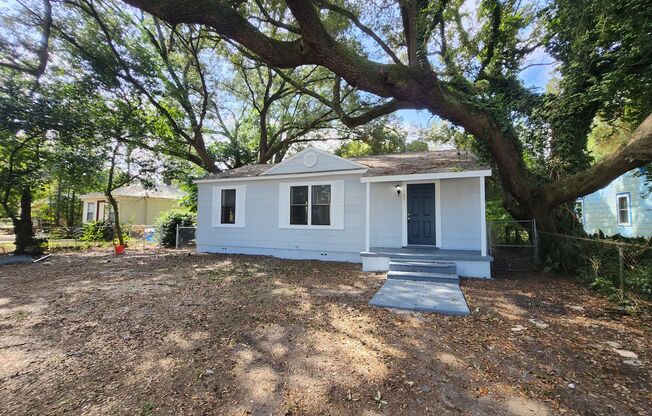 105 Ruberia Ave Pensacola. MOVE IN SPECIAL!! $250 off 1st Months Rent!!!