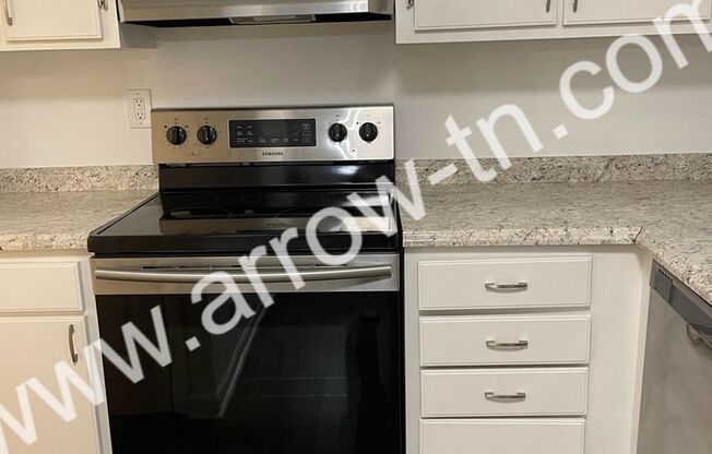 2 beds, 1 bath, $1,450, Unit # #C 39