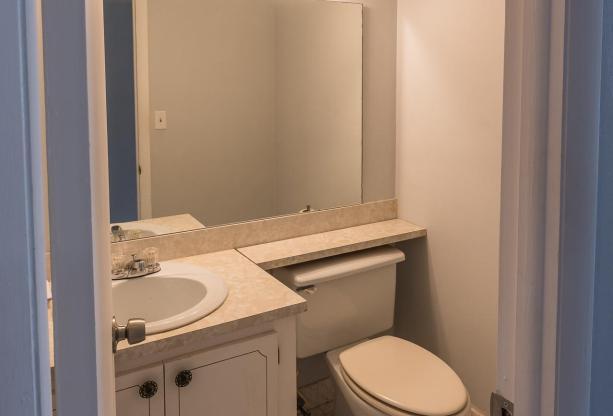 410 NW 68th Ave